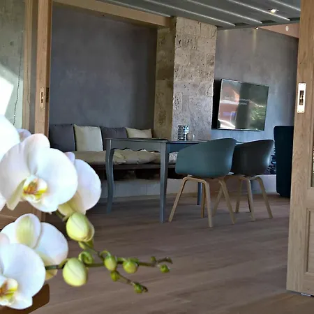 מלון Residenza Vranas Boutique 3*